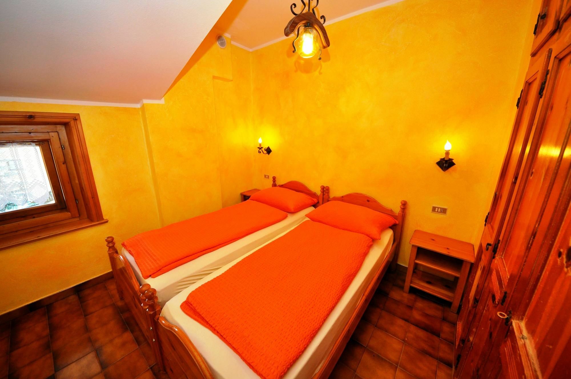 Residence Casa Longa By Livigno Accomodation 외부 사진